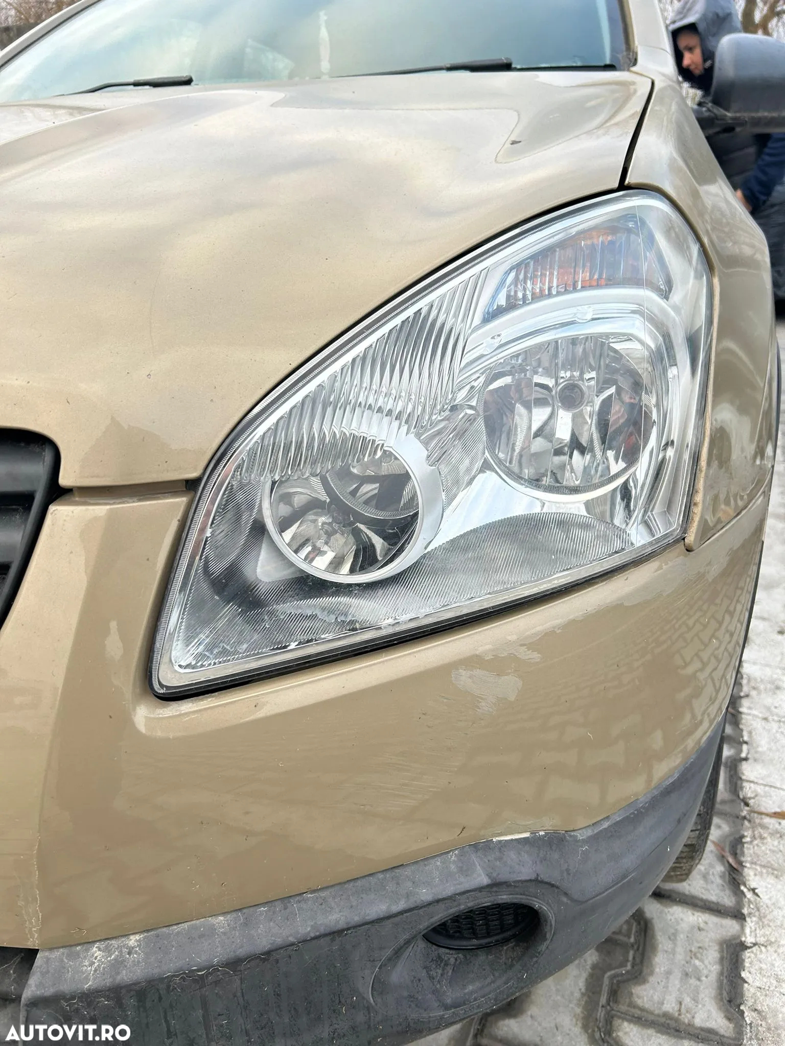 Dezmembram Nissan Qashqai 2008 1.6 benzina, manual - 5