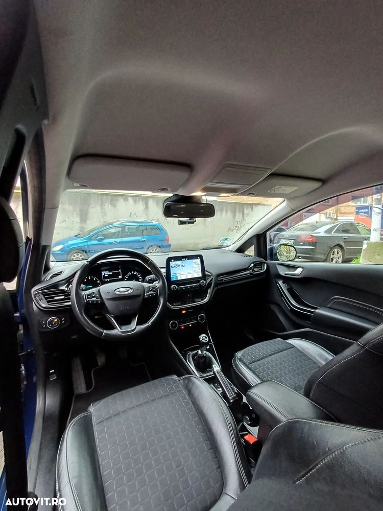 Ford Fiesta 1.0 EcoBoost Titanium - 17