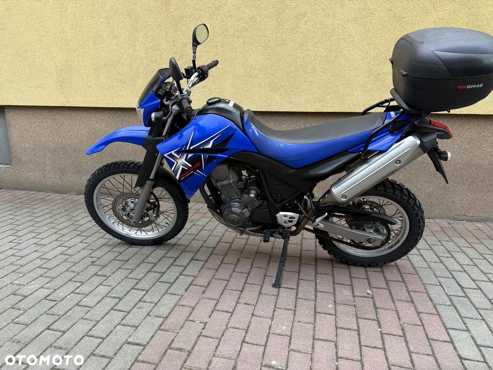 Yamaha XT - 25