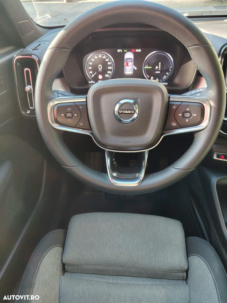 Volvo XC 40 T5 Recharge DKG Plus Dark - 18