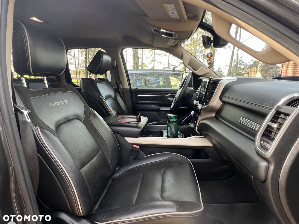 RAM 1500 Quad Cab Laramie - 8