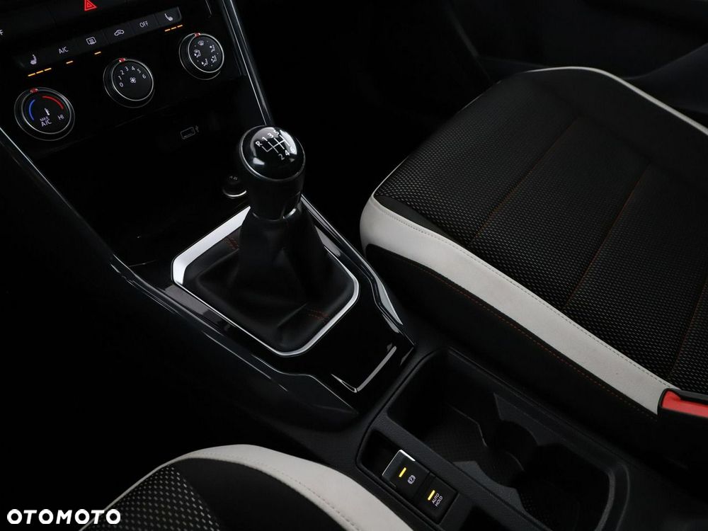 Volkswagen T-Roc 1.5 TSI ACT OPF Sport - 30
