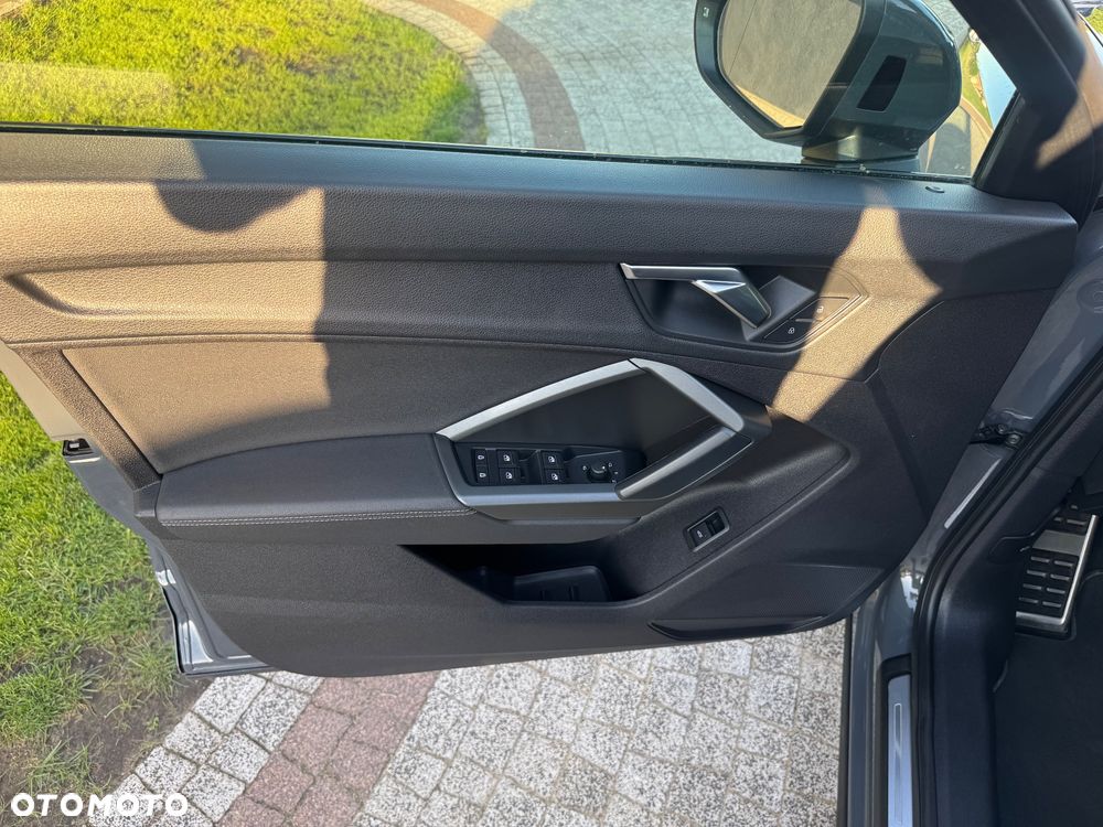 Audi Q3 Sportback 40 TDI quattro S line - 24