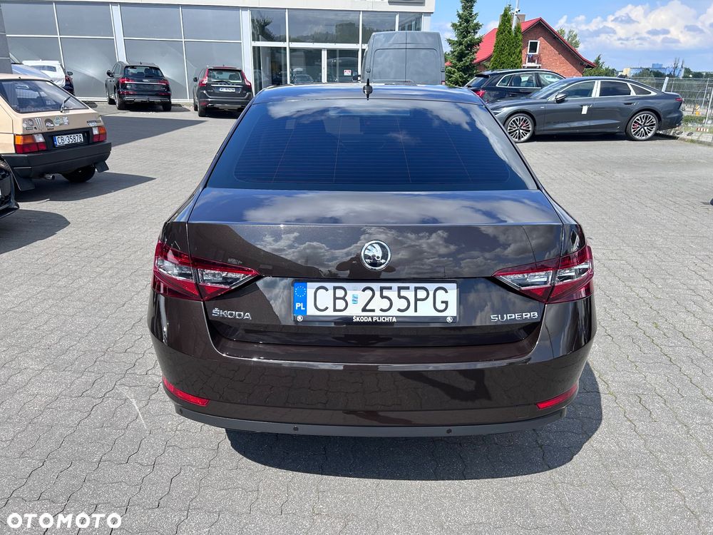 Skoda Superb 1.8 TSI Style DSG - 6