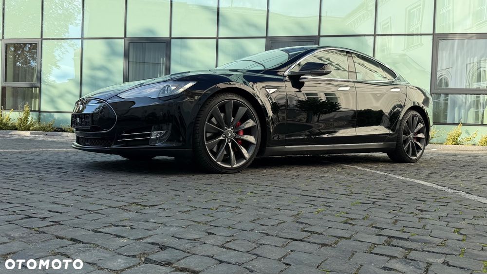Tesla Model S 2015 photo 5