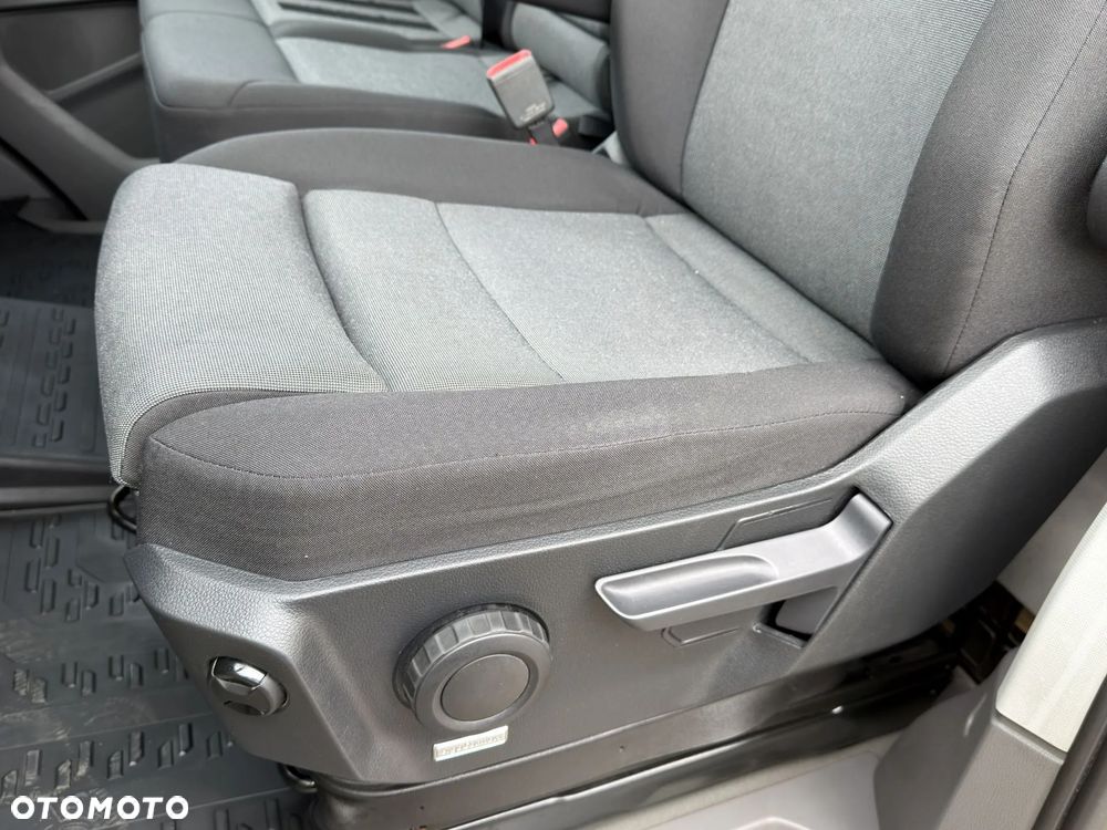 Volkswagen CRAFTER - 17