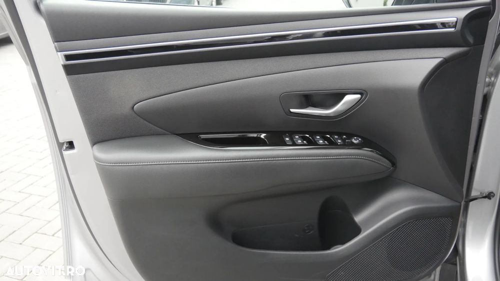 Hyundai Tucson 1.6 T-GDi Plug-in-Hybrid 4WD Trend - 13