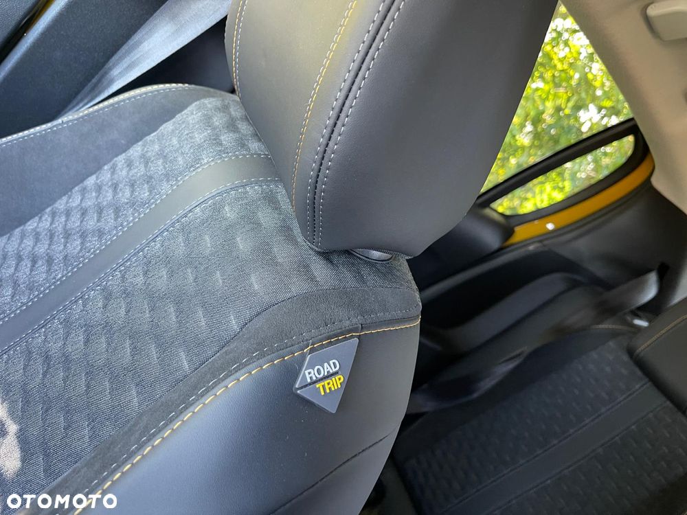 Peugeot 208 Elektromotor 136 Allure - 21