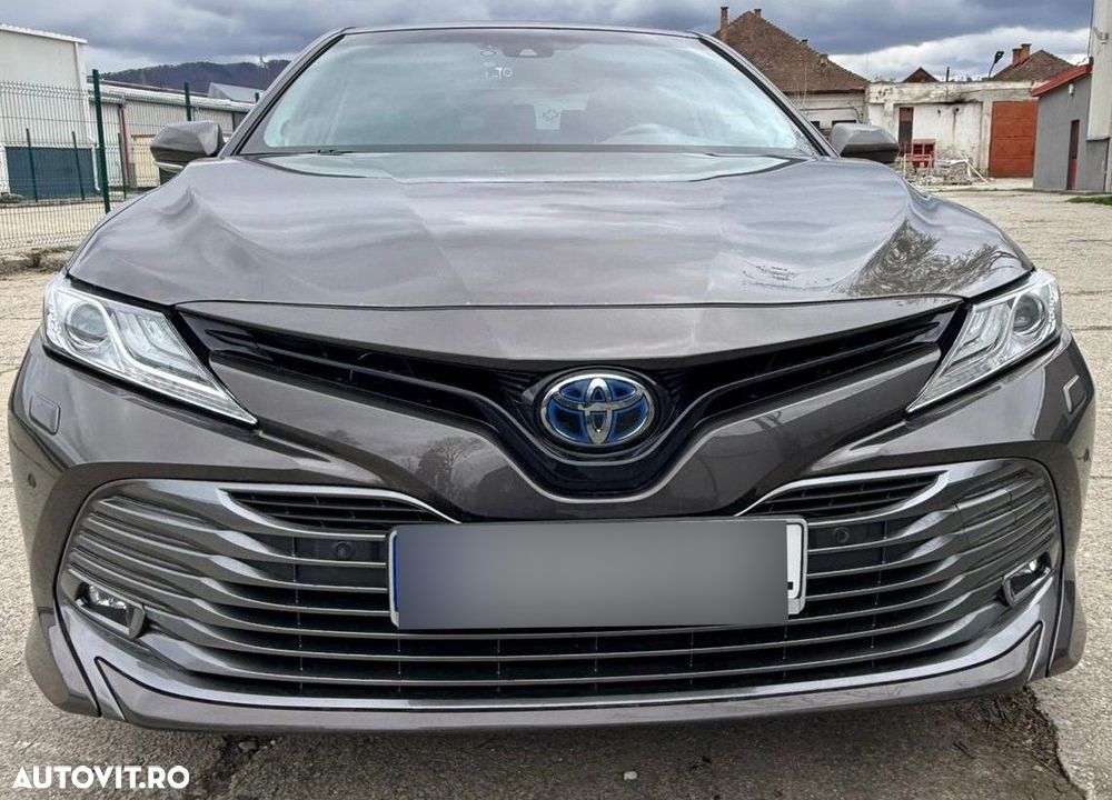 Toyota Camry 2.5 Dynamic - 1