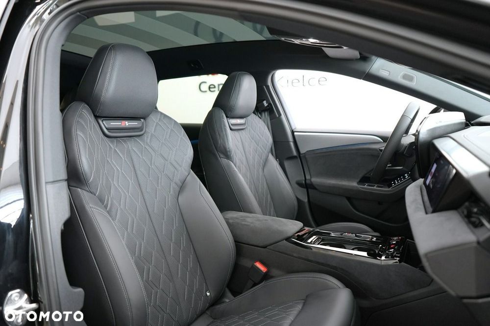 Audi A6 Avant e-tron - 30