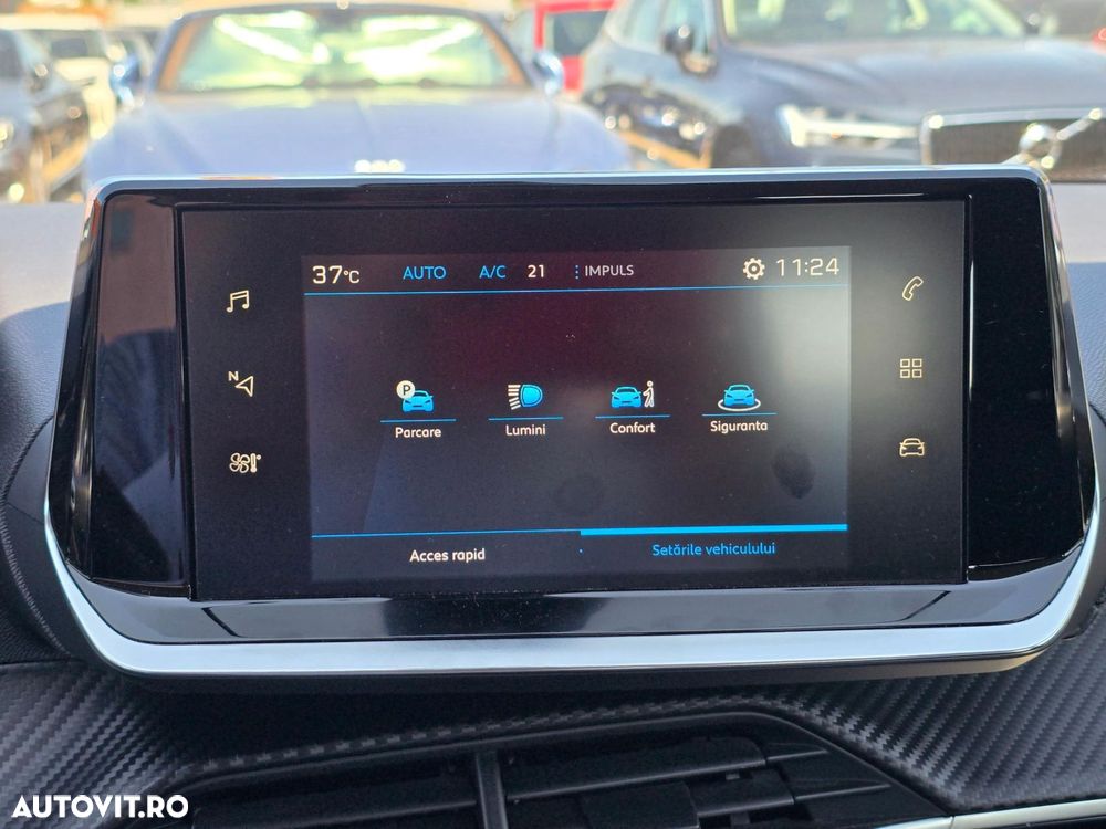 Peugeot 2008 1.2 L PureTech STT EAT8 Active - 19