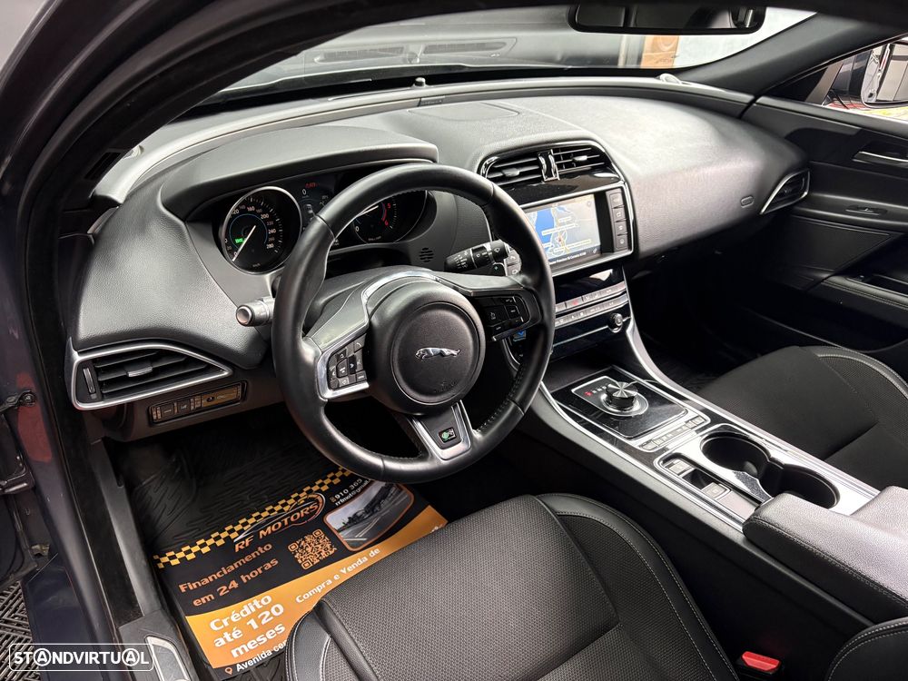 Jaguar XE 20d Aut. R-Sport - 32