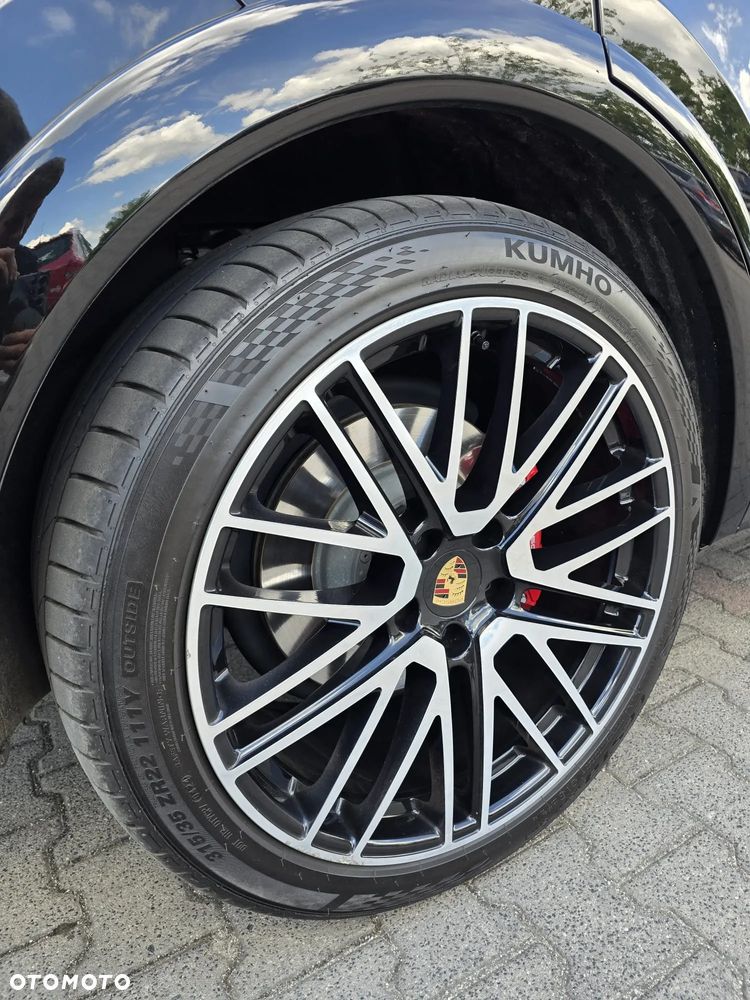 Porsche Cayenne S E-Hybrid PHEV - 9