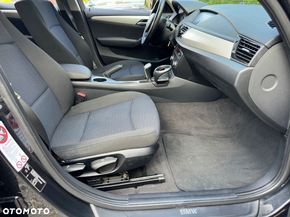 BMW X1 sDrive18d xLine - 10