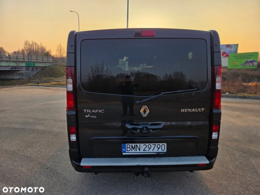 Renault Trafic 2.0 dCi - 4