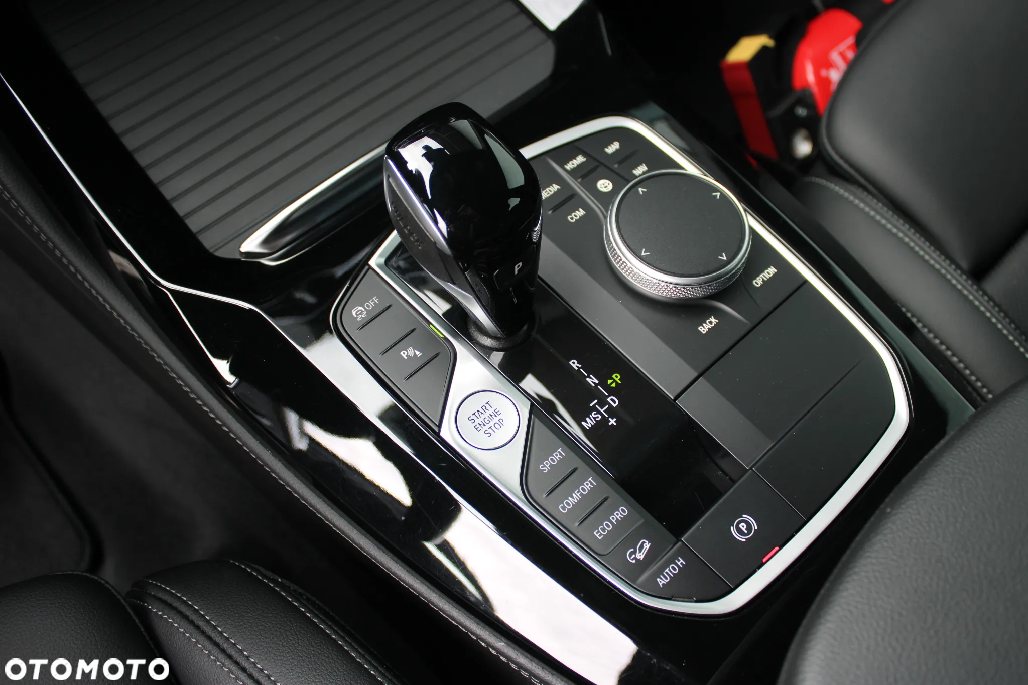 BMW X4 xDrive20i mHEV M Sport sport - 22
