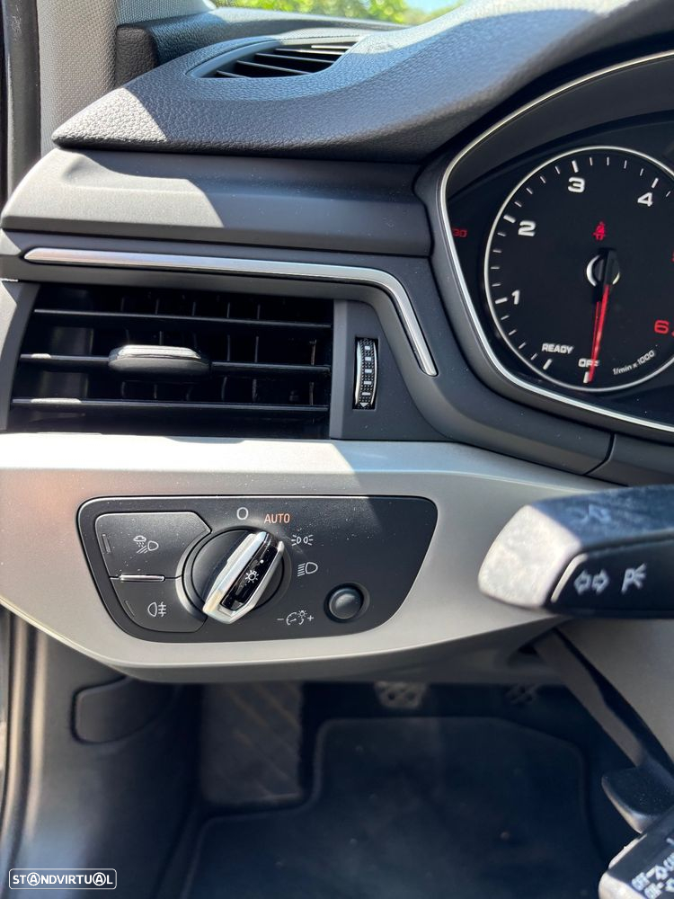 Audi A4 Avant 2.0 TDI Business Line - 16