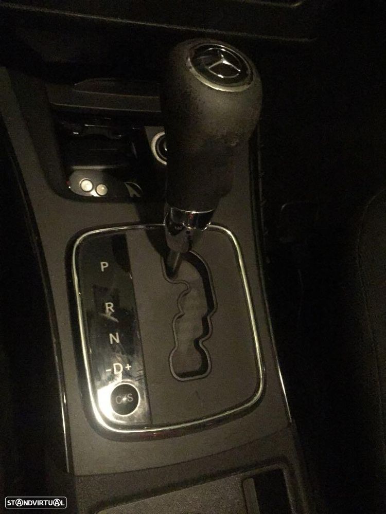 Mercedes-Benz A 150 Classic Automatic - 3