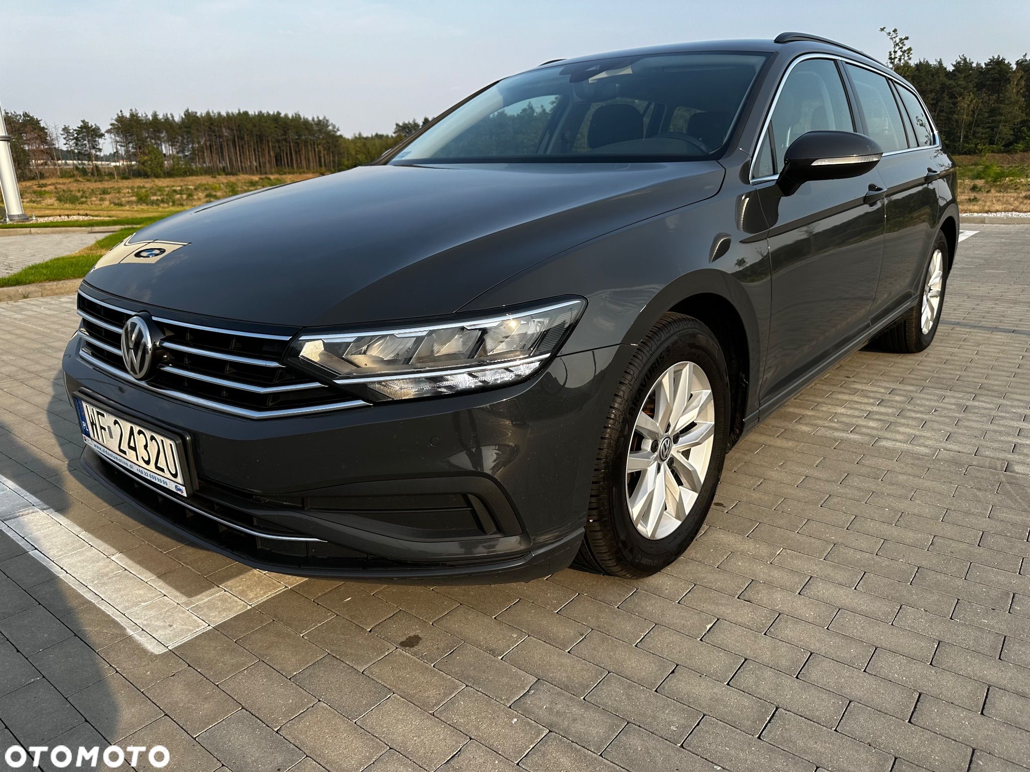 Volkswagen Passat 1.5 TSI EVO Business DSG - 1