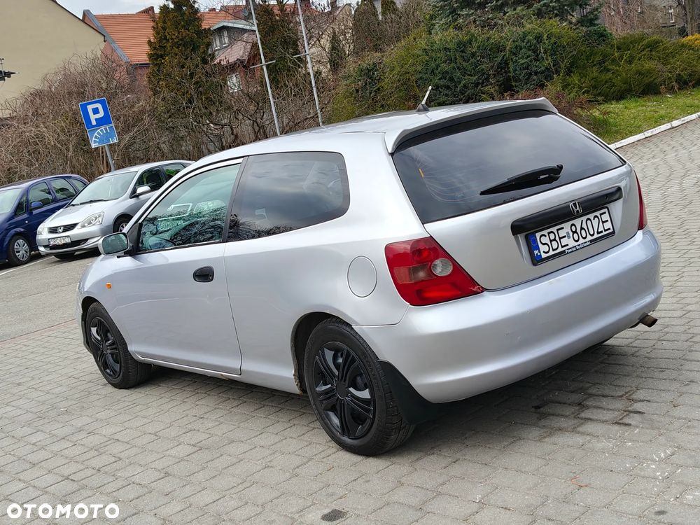 Honda Civic 1.4i LS - 30