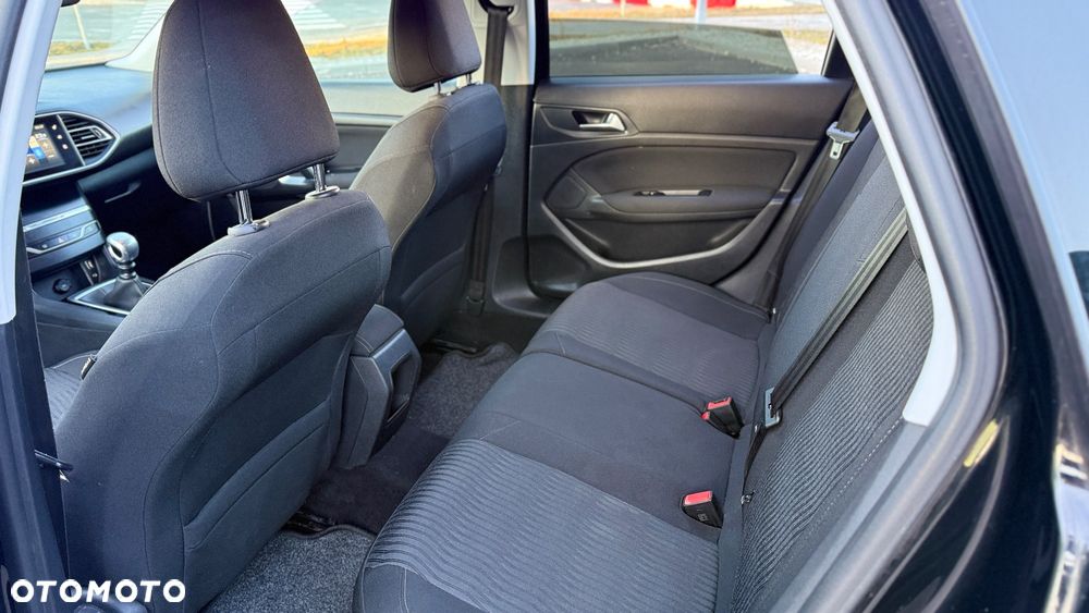 Peugeot 308 BlueHDi 120 Stop & Start Style - 8