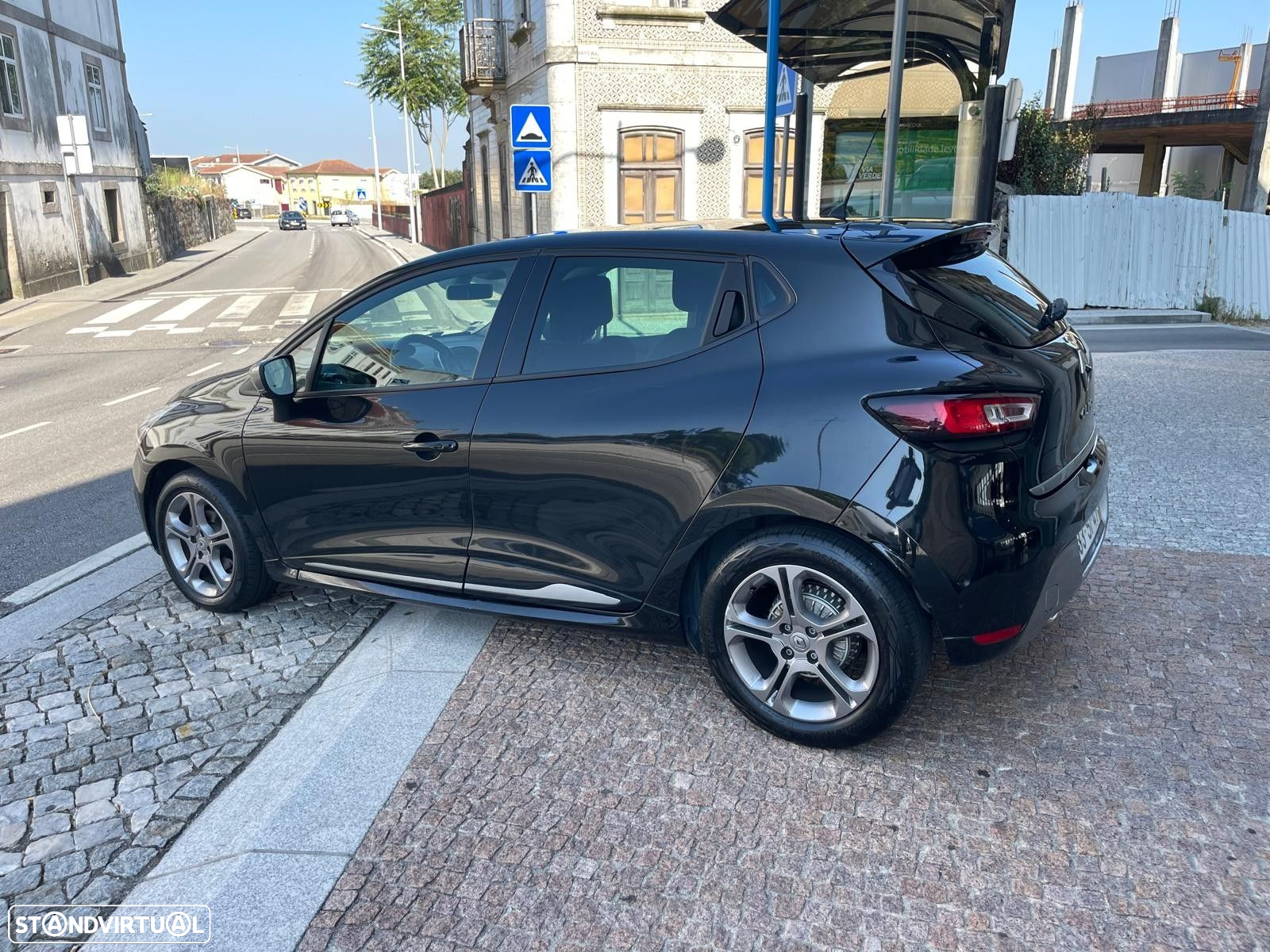 Renault Clio 1.5 dCi GT Line EDC - 8