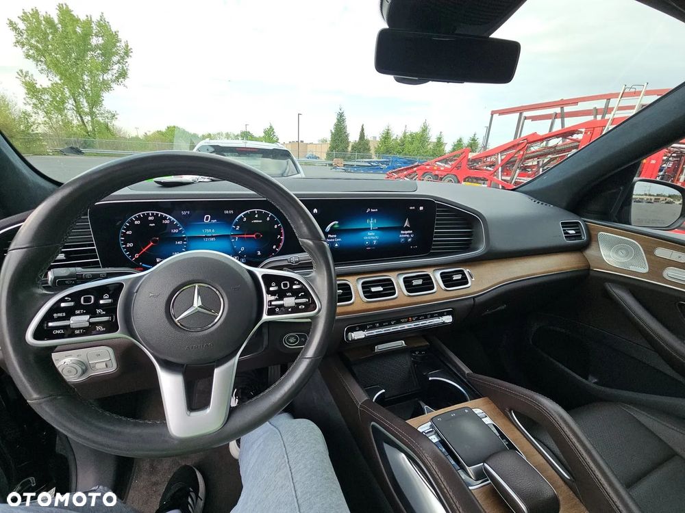 Mercedes-Benz GLE - 12
