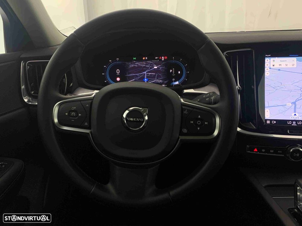 Volvo V60 2.0 B4 Essential Auto - 12