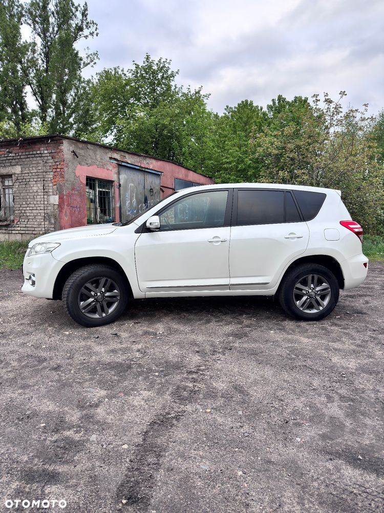 Toyota RAV4 - 2