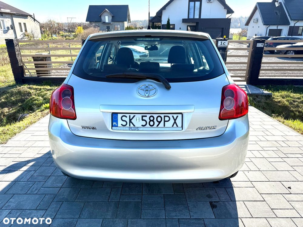 Toyota Auris 1.6 VVT-i Multimode Executive - 32