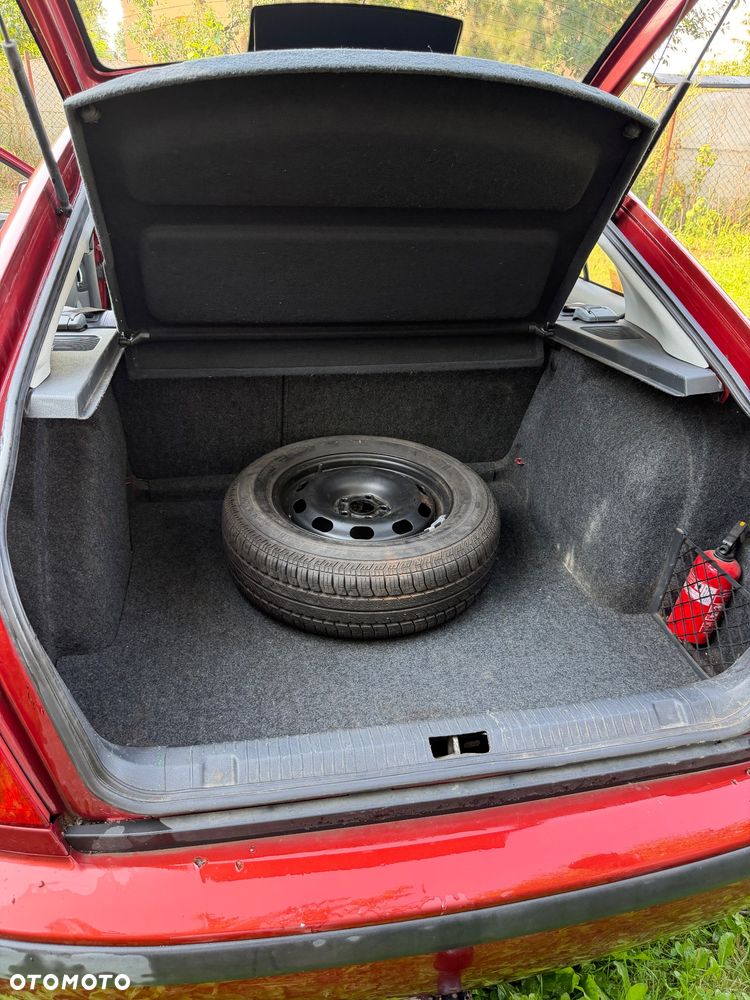 Skoda Octavia 1.6 Classic - 12