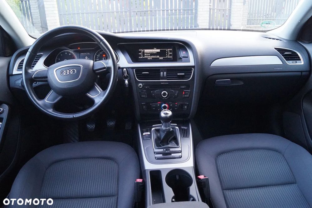 Audi A4 Avant 1.8 TFSI Attraction - 6