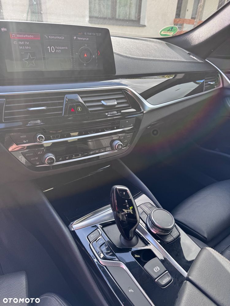 BMW Seria 5 530d Sport Line sport - 15