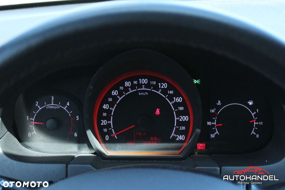 Kia Ceed - 12