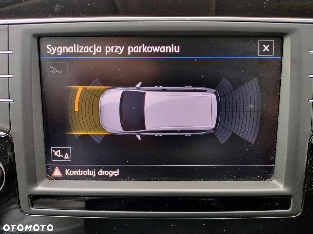 Volkswagen Touran 1.6 TDI SCR (BlueMotion Technology) SOUND - 10