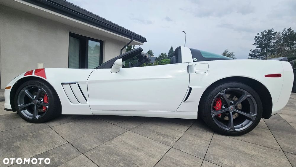 Chevrolet Corvette - 7
