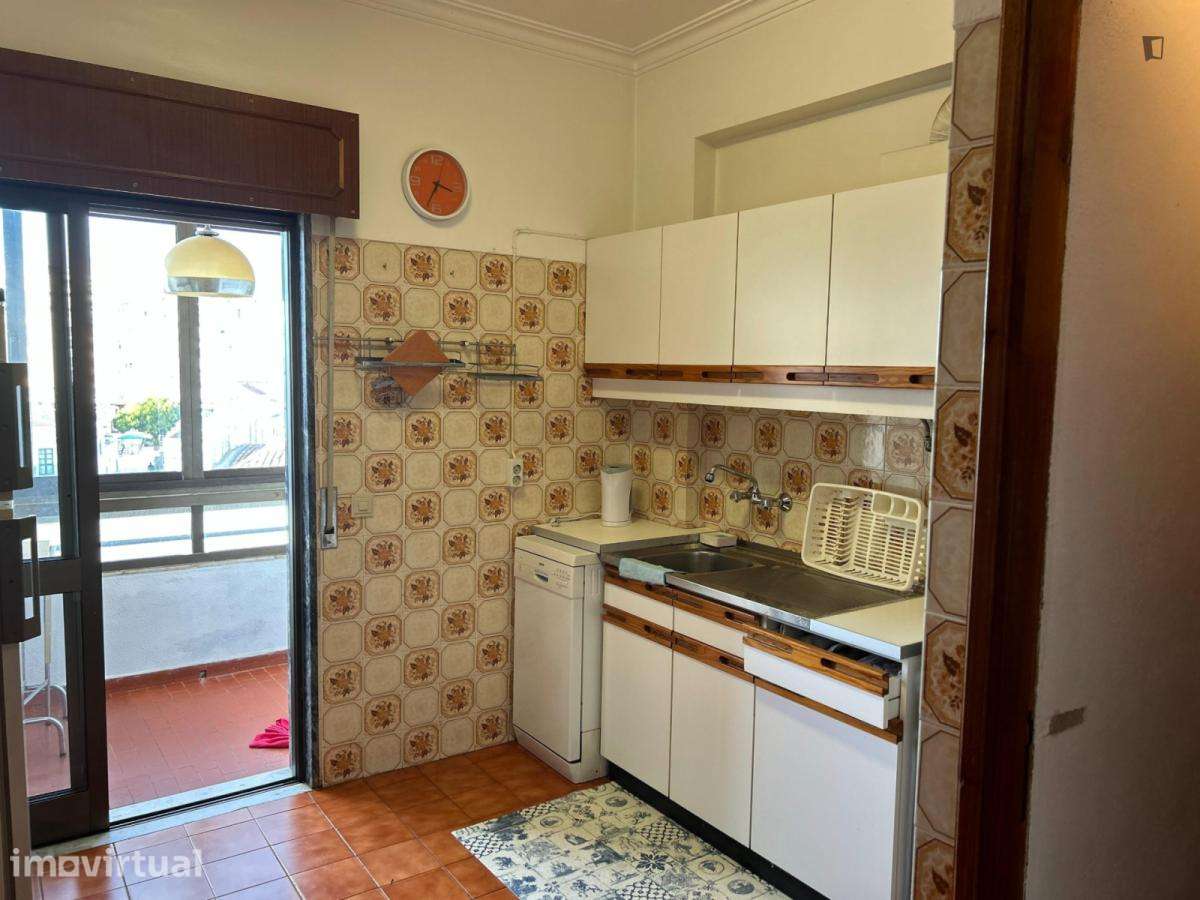 Apartamento com 1 quartos - localizado em Faro - Grande imagem: 4/17