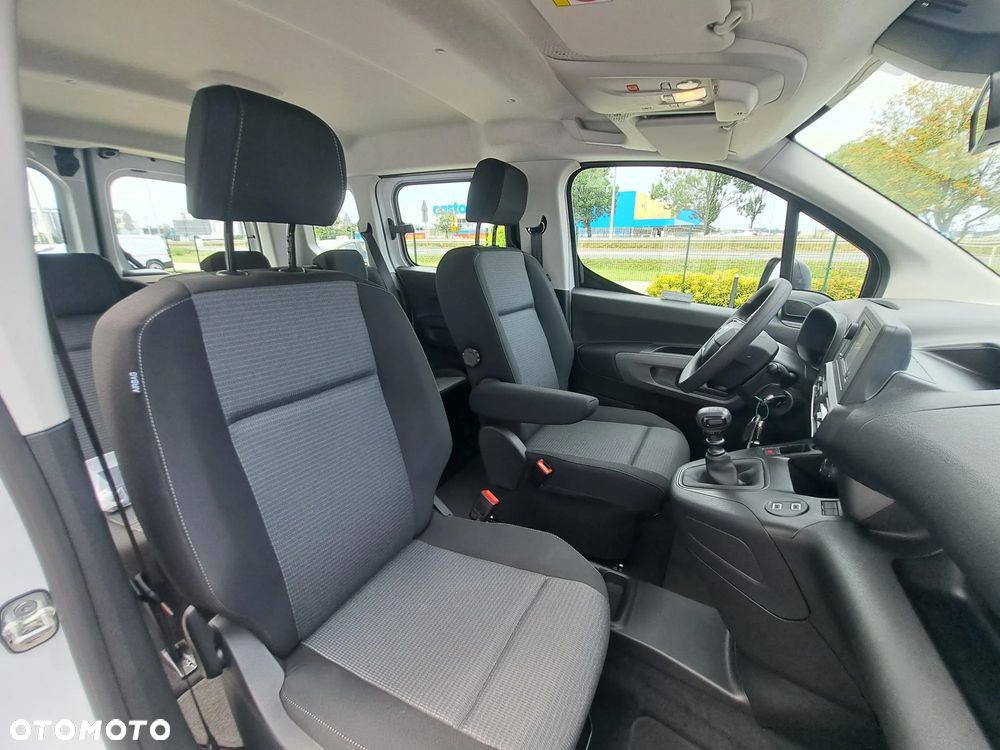 Toyota Proace City Verso 1.5 D-4D Combi - 11