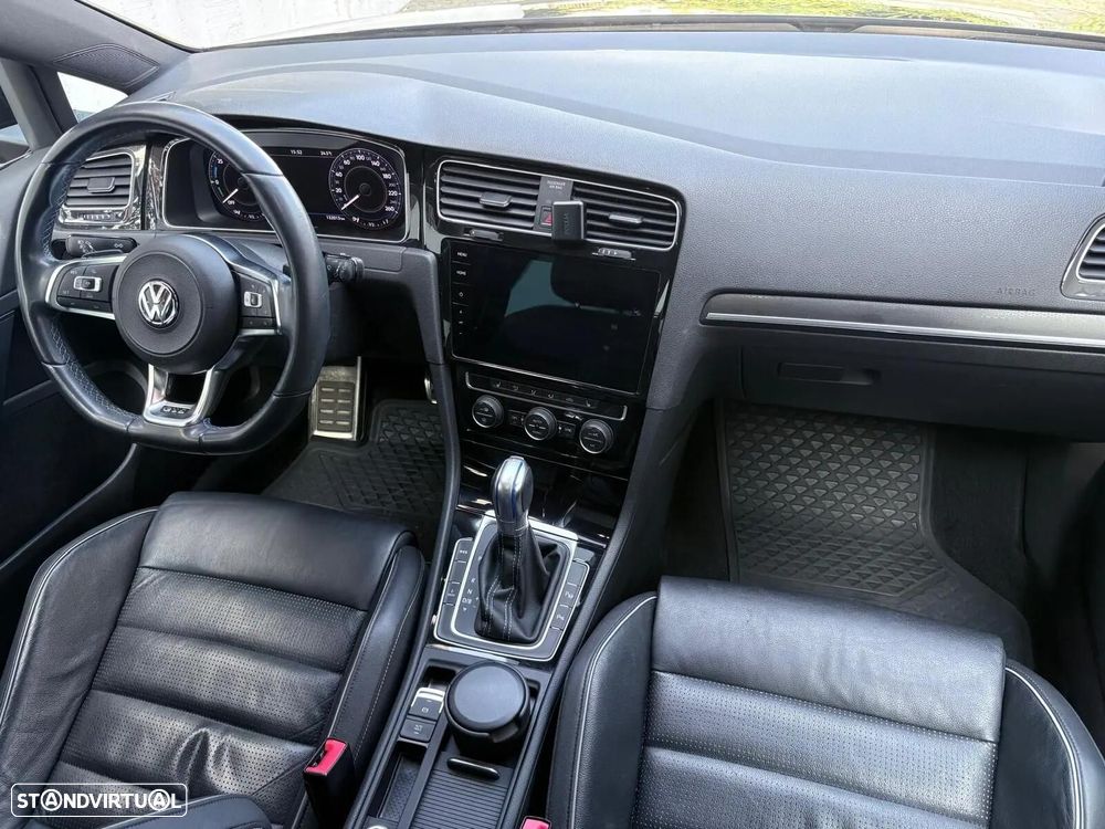 VW Golf 1.4 GTE Plug-in - 33