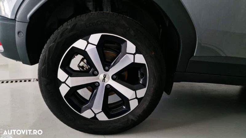Dacia Duster HEV 140 Journey - 8