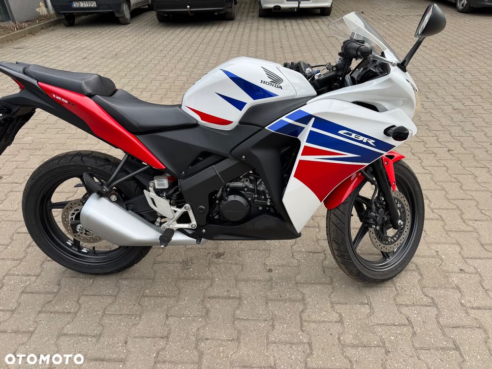 Honda CBR - 8