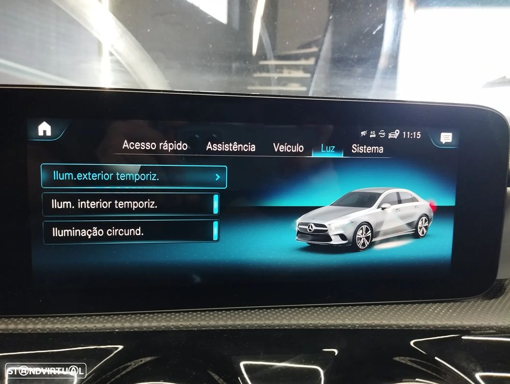 Mercedes-Benz A 180 Limousine d AMG Line Aut. - 29