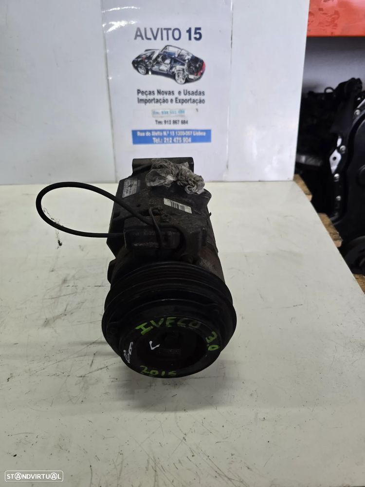 Compressor de ac / ar condicionado Iveco 3.0  2015 - 1