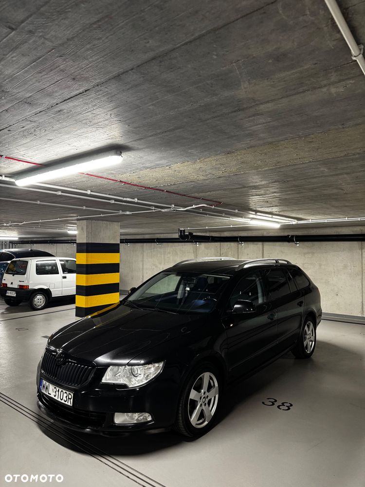 Skoda Superb 2.0 TDI Ambition DSG - 1