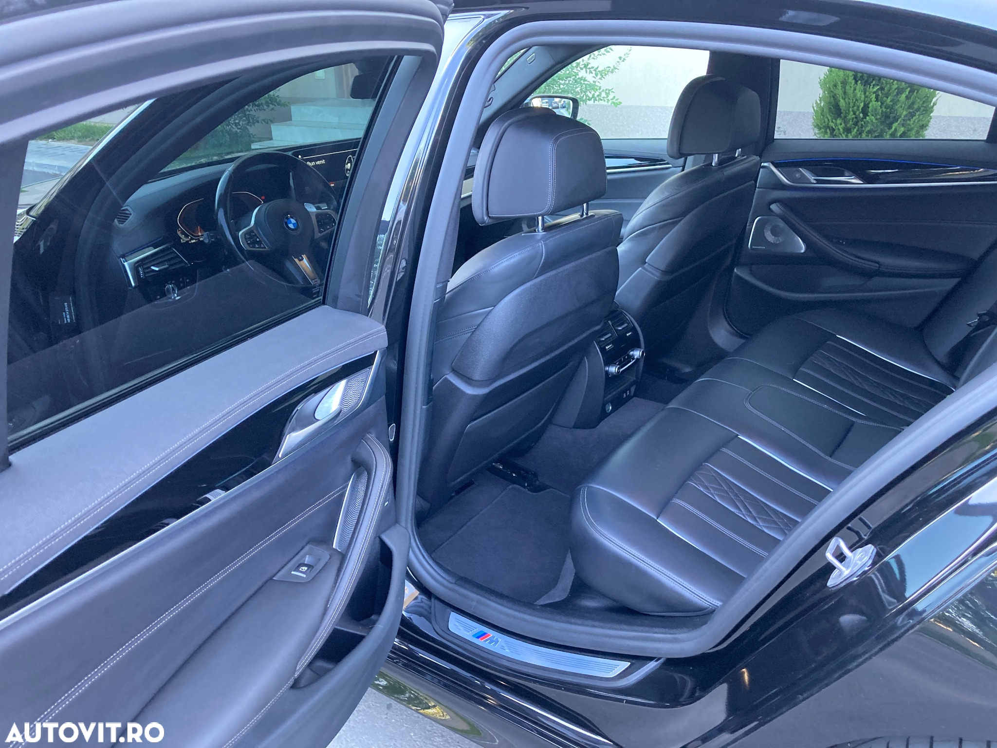 BMW Seria 5 520d xDrive Aut. M Sport Edition - 9