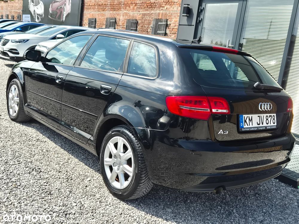 Audi A3 Sportback 1.6 TDI Ambiente - 10
