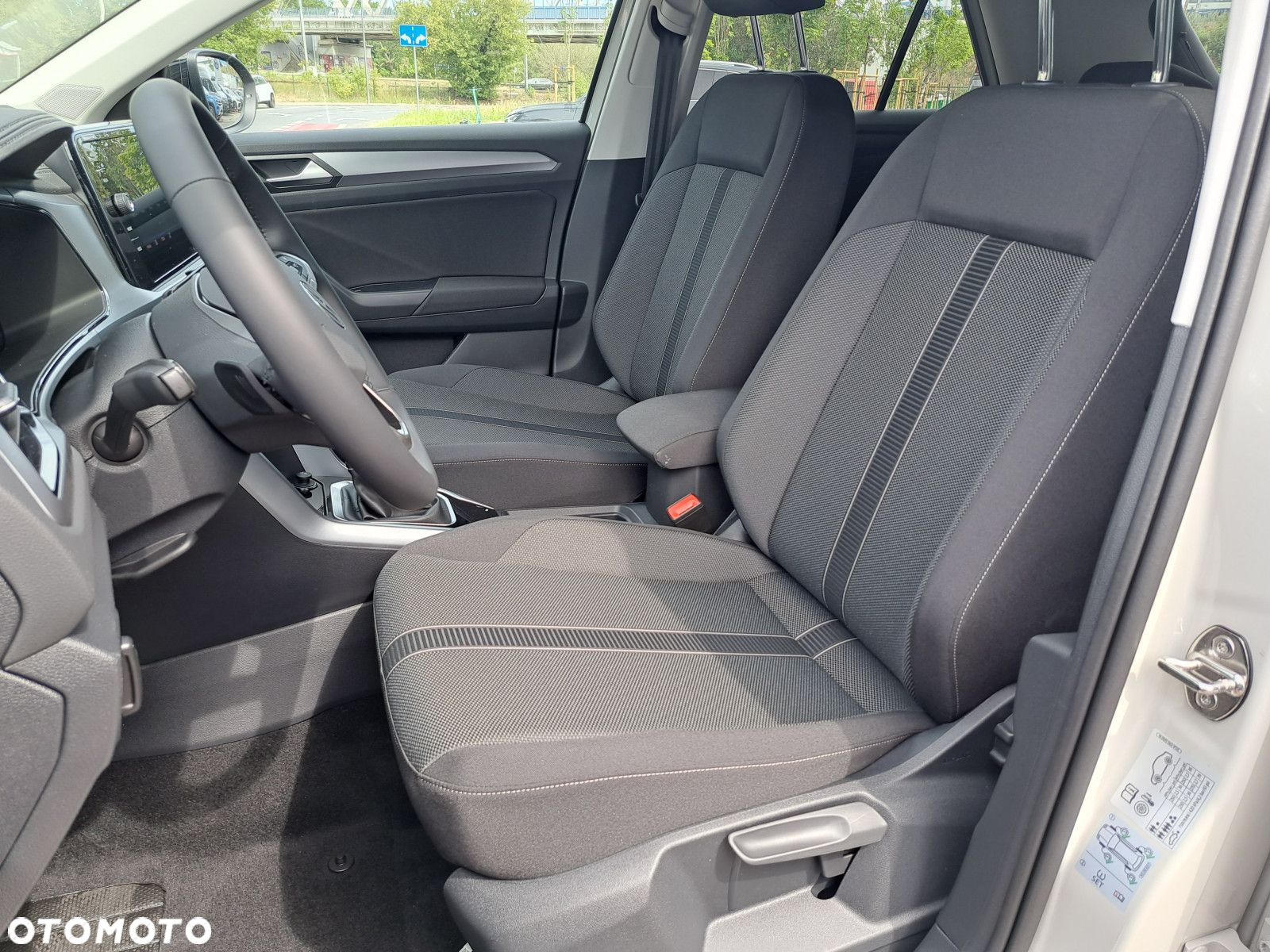 Volkswagen T-Roc 1.5 TSI Life Plus DSG - 10