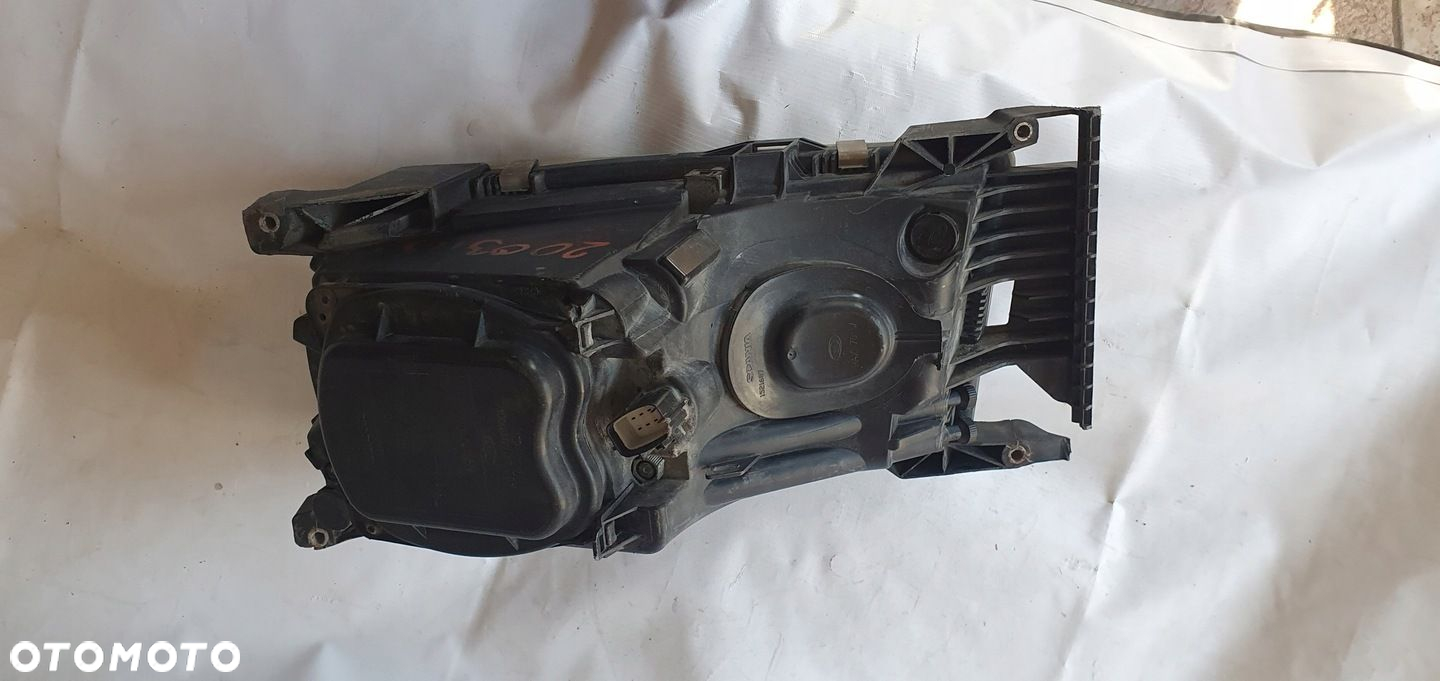 SCANIA R XPI LAMPA PRAWA PRZÓD - 3