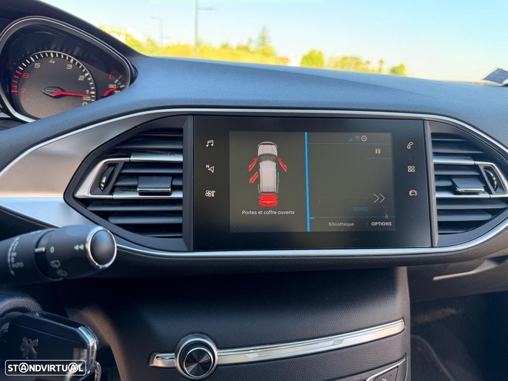 Peugeot 308 SW PureTech 110 Stop & Start Style - 16