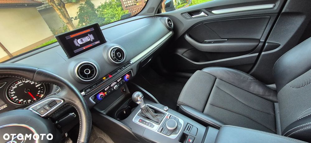 Audi A3 Sportback 2.0 TDI (clean diesel) S tronic S line Sportpaket - 36